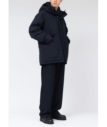 NANAMICA - GORE-TEX DOWN COAT NAVY s'inspire de l'anatomie humaine