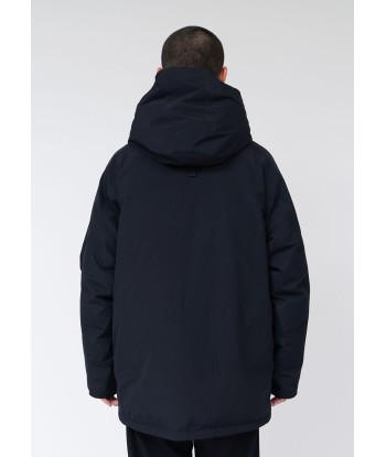 NANAMICA - GORE-TEX DOWN COAT NAVY s'inspire de l'anatomie humaine