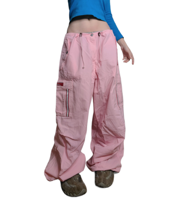 Cargo parachute rose pastel 90s chez Cornerstreet bien 