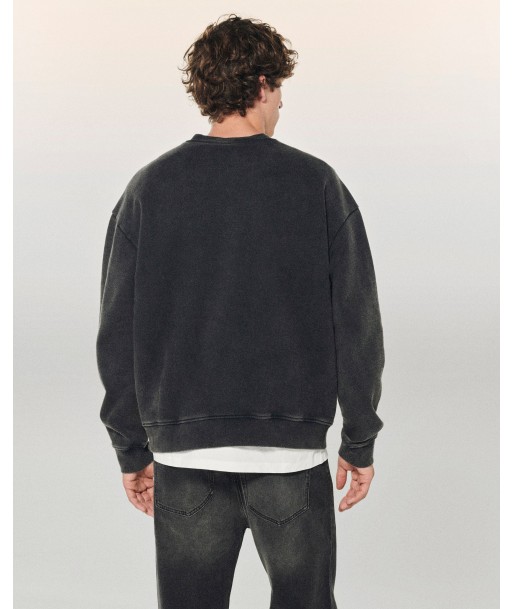 Sweatshirt Col Rond  (S24 / HOMME / Washed Black) rembourrage situé sous